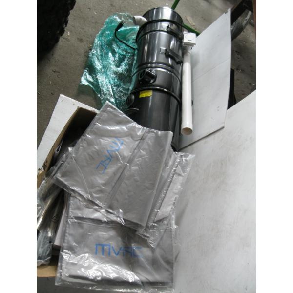 CENTRAL VAC SYSTEM W/BOX OF ACCESS.