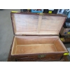 Image 2 : SMALL CARVED TRUNK