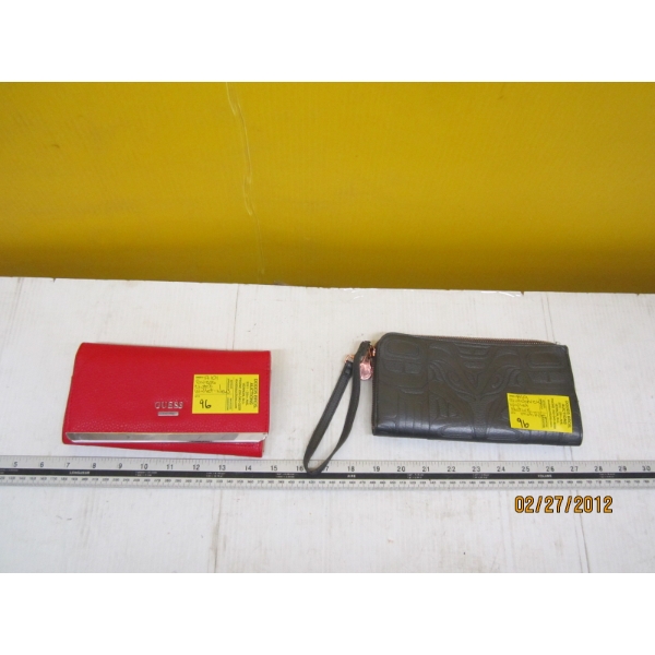 GUESS CLUTCH WALLET & A CLUTCHVIEW WALLET NATIVE MOTIF
