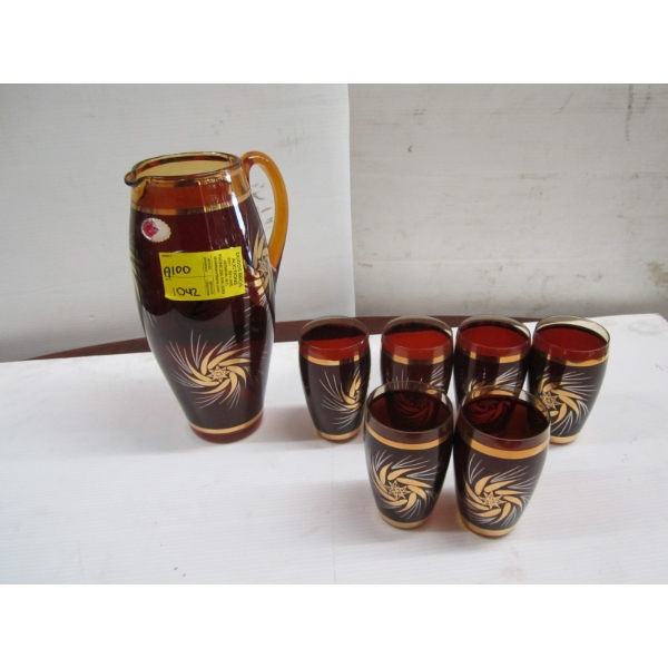 VINTAGE GLASS & PITCHER SET - AMBER GLASS