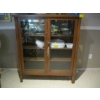Image 2 : GLASS ANTIQUE OAK MIRRORED BACK DISPLAY CABINET
