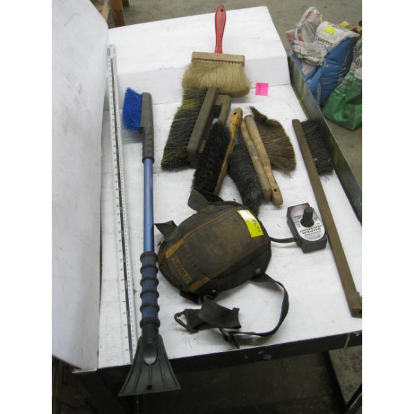 MISC. BRUSHES, KNEEPADS, ETC.