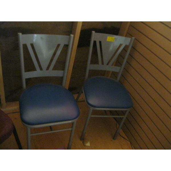 2 METAL FRAMED CHAIRS