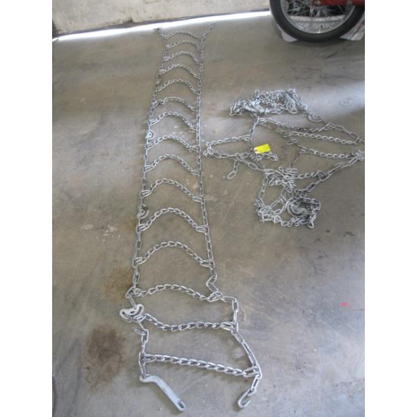PR OF TIRE CHAINS