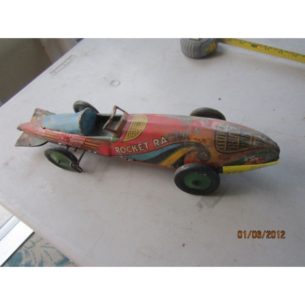 ROCKET RACER WIND UP TIN CAR