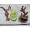 Image 1 : 3 PIECES OF POTTERY