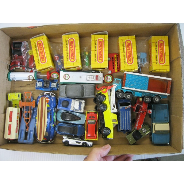COLLECTOR MATCHBOX TOYS, ETC.
