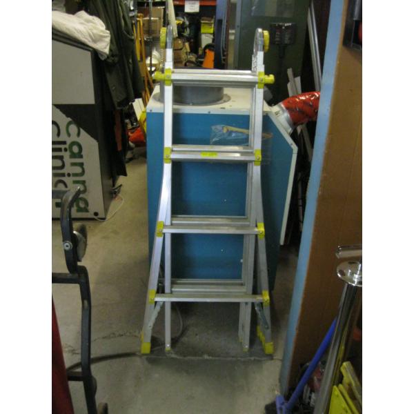 MULTI POSITION LADDER