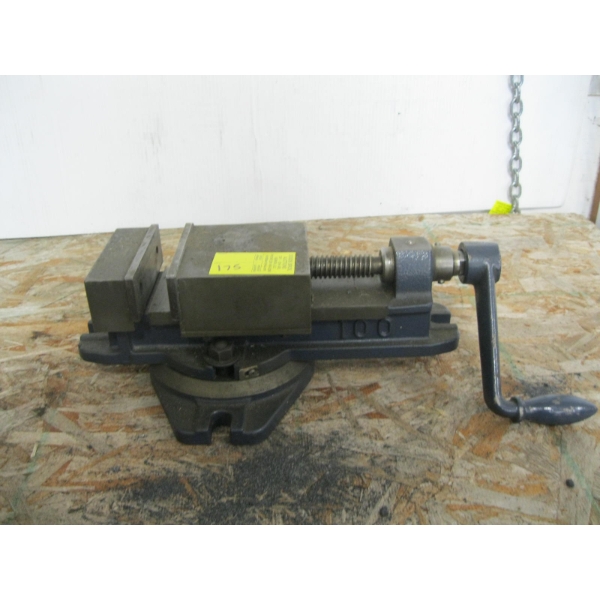 MACHINING VISE