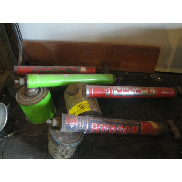 4 SPRAYER DUSTERS