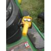 Image 10 : JOHN DEERE D100 RIDE ON MOWER W/BLADE & WINCH MOUNTED - 2 WEIGHTS ON BACK END