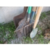 Image 2 : BUNDLE OF GARDEN TOOLS