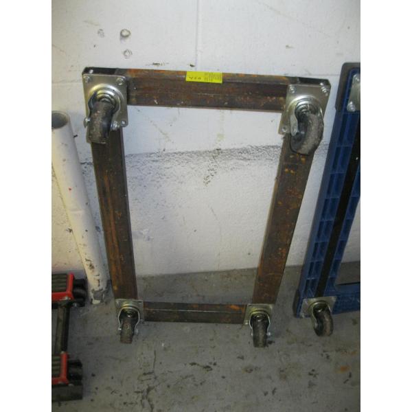 METAL 4 WHEEL CART
