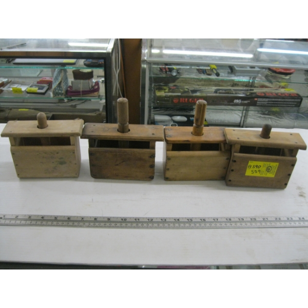 4 RECTANGULAR BUTTER PRESSES