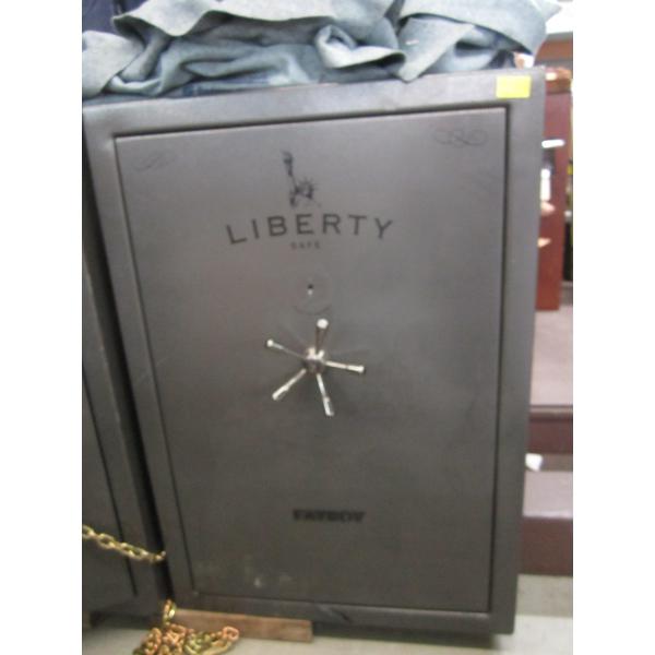 LIBERTY FATBOY SAFE - ELECTRONIC CONTROL NEEDS TO BE MOUNTED (IS PART OF LOT)