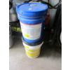 Image 1 : 2 PAILS - 1 CHEVRON DELOW TORQUE FORCE SAE 30 & 1 PENZOIL AXLE SAE 80W-90