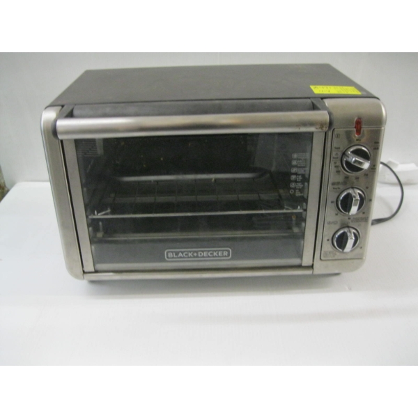 BLACK & DECKER TOASTER OVEN