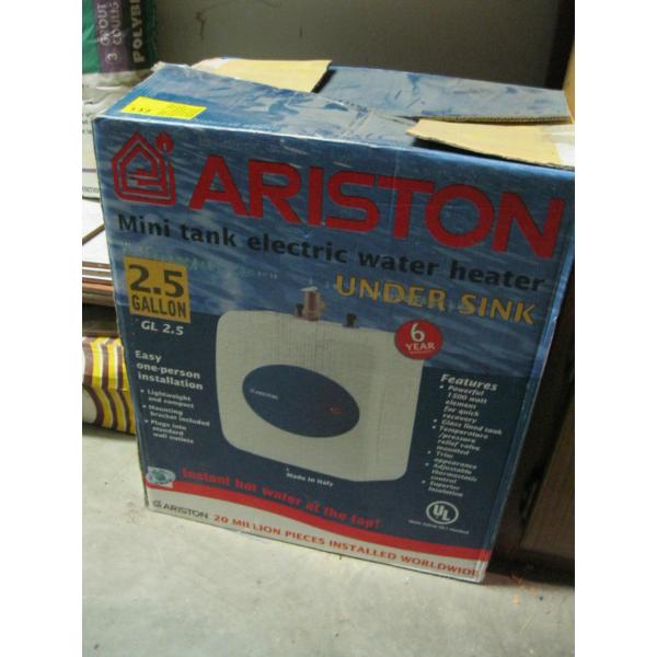2.5 GALLON UNDERSINK MINI TANK ELECTRIC WATER HEATER 