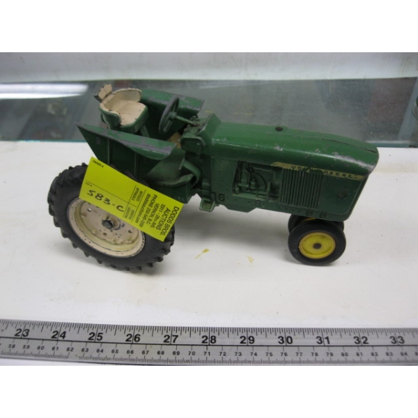 JOHN DEERE DIECAST TRACTOR