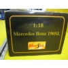 Image 2 : SPECIAL EDITION MERCEDEZ BENZ 190SL 1:18 SCALE