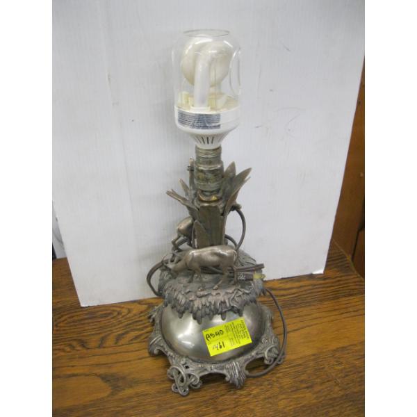 UNIQUE METAL BASED LAMP - NO SHADE