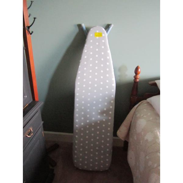 IRONING BOARD