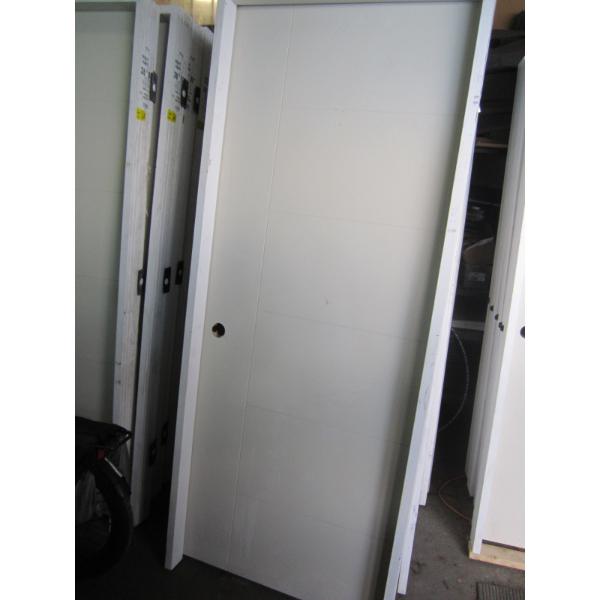 32" X 80" RIGHT HAND INTERIOR DOOR IN FRAME