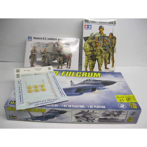 3 MODEL SETS