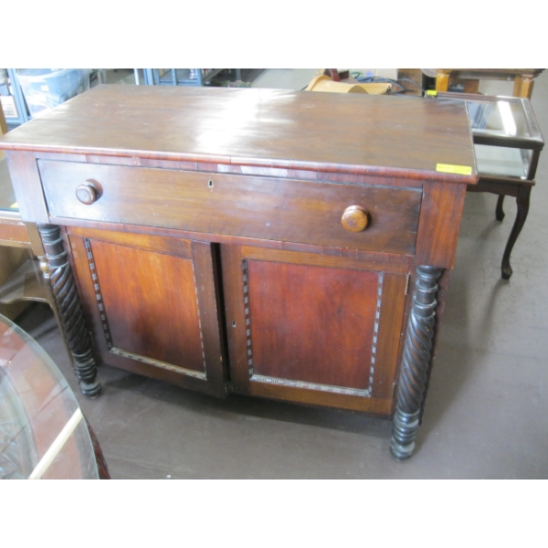 SINGLE DRAWER 2 DOOR ANTIQUE BARLEY TWIST LEG SIDEBOARD