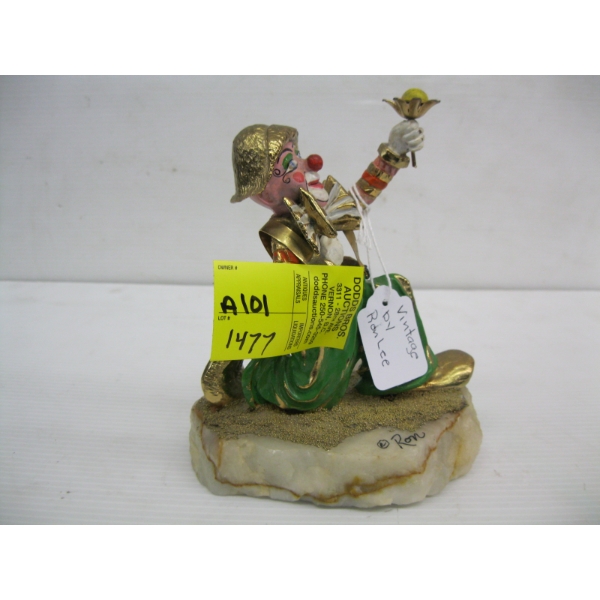 VINTAGE RON LEE CLOWN FIGURINE
