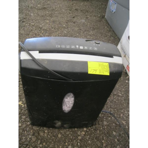 PAPER SHREDDER