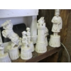 Image 3 : SET OF CHESSMEN & BUSINESS CARD HOLDER