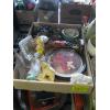 Image 2 : 2 TRAYS OF MISC. SM. VINTAGE ITEMS