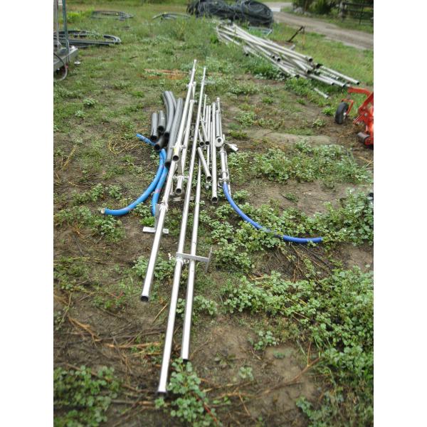 LOT OF STAINLESS STEEL PIPES