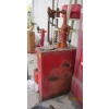 Image 2 : 2 VINTAGE PUMPS