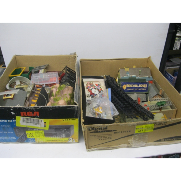 2 BOXES OF ASST. TRAIN ACCESS. - BUILDINGS, ETC.