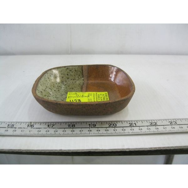 SIMON WOLF 1978  POTTERY DISH