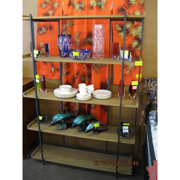 WOOD & METAL SHELF UNIT