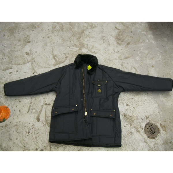REFRIGIWEAR XL COAT