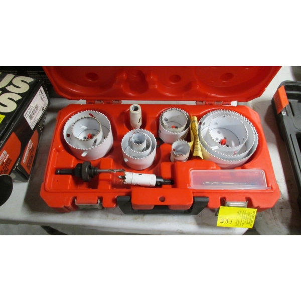 MILWAKEE WHOLE DRILL SET