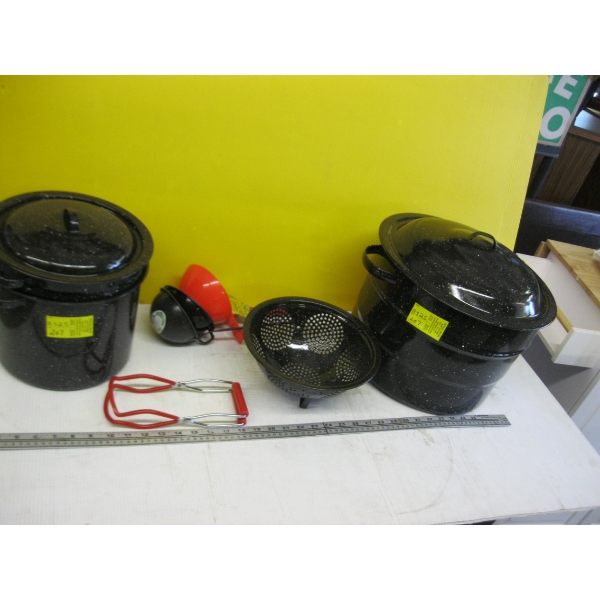 1 CANNER W/ACCESS. & SMALLER CANNER W/STRAINER