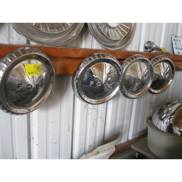 SET OF 4 FORD HUBCAPS