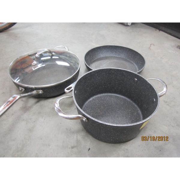 3 PIECES OF THE ROCK COOKING POTS