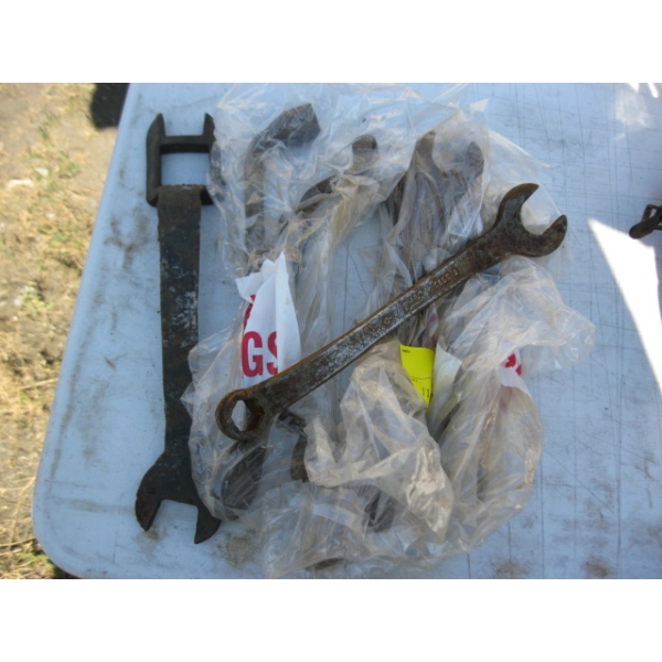 BUNDLE OF ASST. OLD WRENCHES