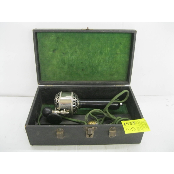 ANTIQUE MASSAGER IN BOX
