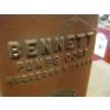 Image 4 : BENNETT OIL PUMP & TANK