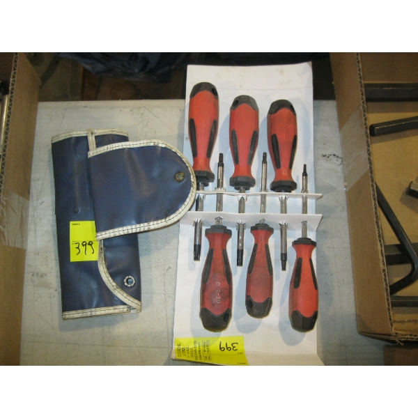 TORQUE SCREWDRIVER SET & A SMALL CARBURETOR WRENCH SET