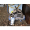 Image 2 : SM. SHOPMASTER COMPRESSOR W/2 AIRLINES & ACCESS.