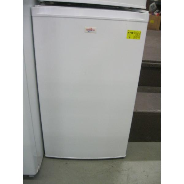 COOLATRON WHITE BAR FRIDGE