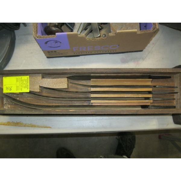 SET OF MOUND TOOLCO METAL WORKING SCRAPING TOOLS